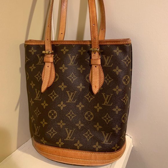 Louis Vuitton Bag Monogram Bucket GM Canvas Shoulder Hand Bag Authentic Preowned